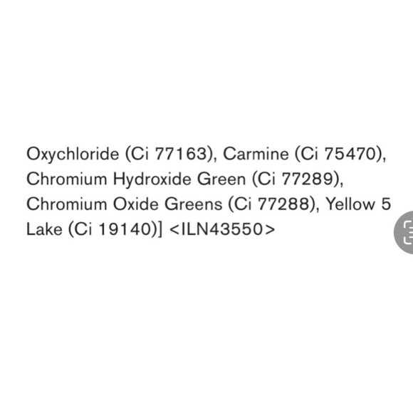 Estée Lauder Sumptuous Extreme Lash Multiplying Volume Mascara in Extreme Black - Picture 9 of 9